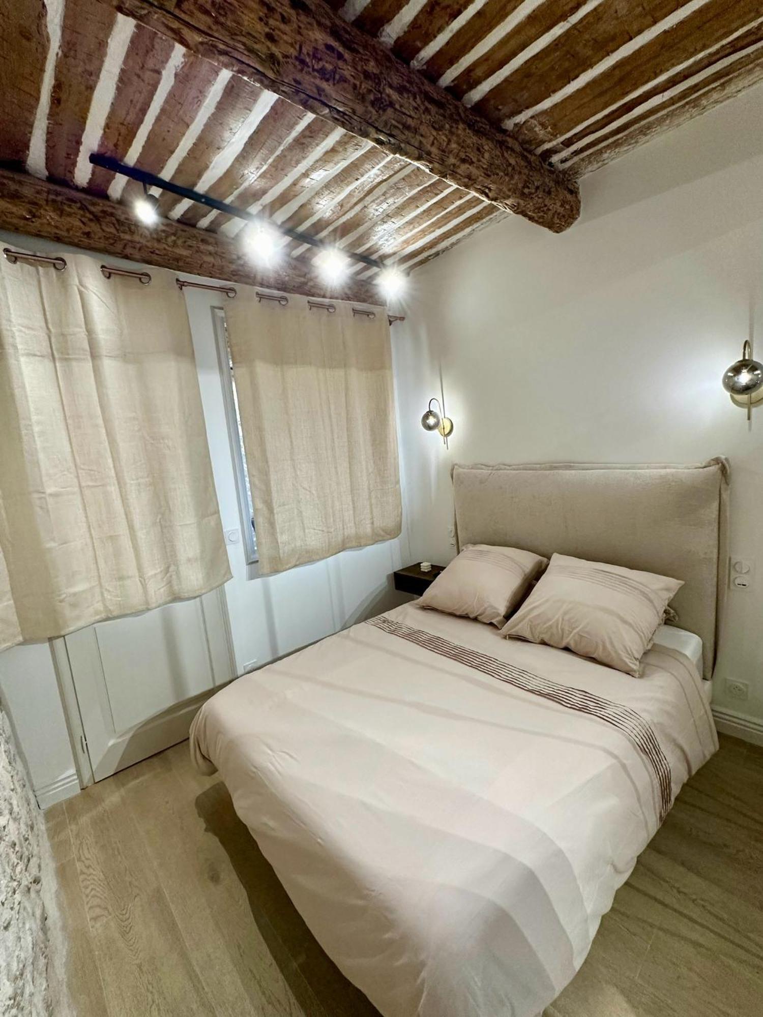 New Charming Apartment Old Town Антиб Экстерьер фото